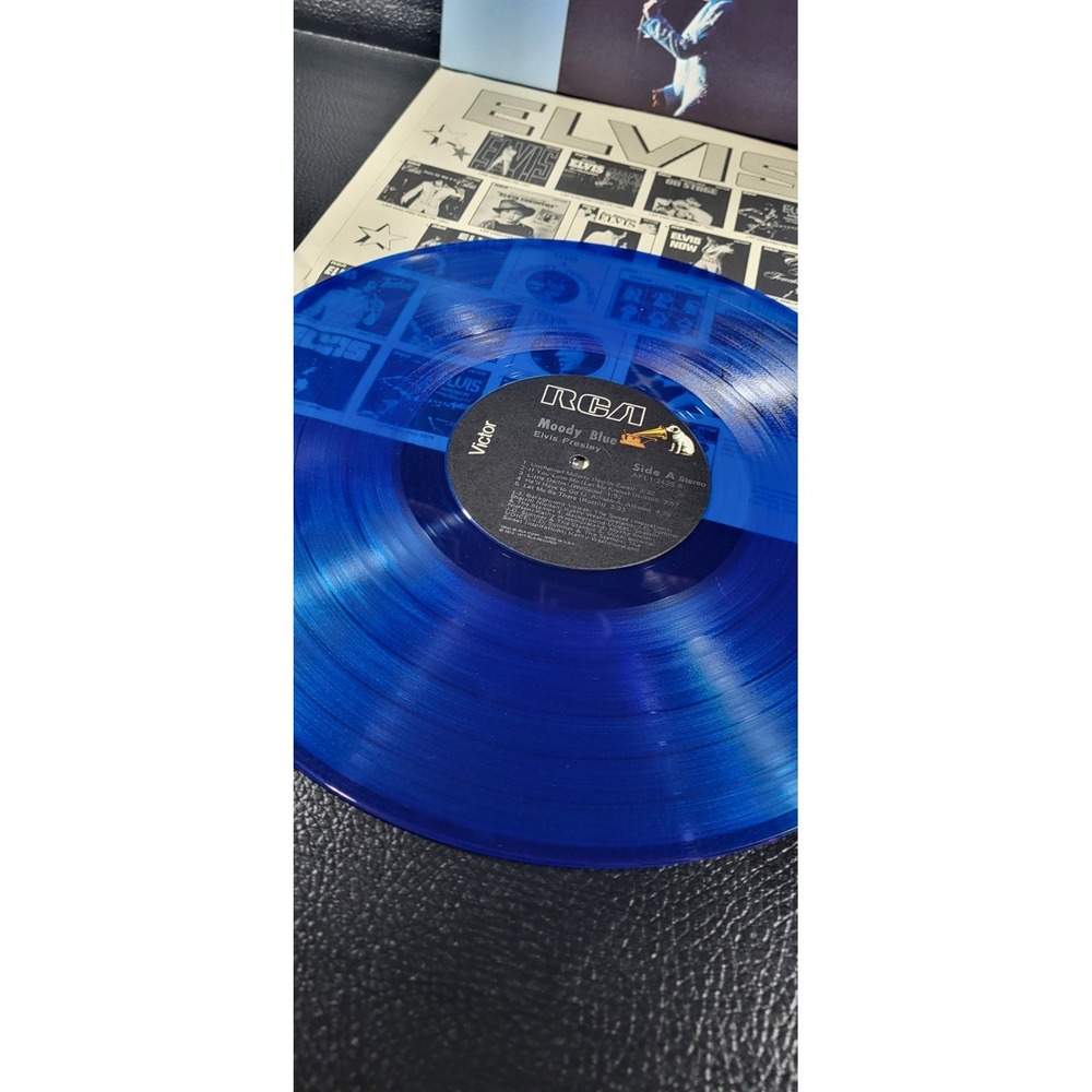 Elvis, "Moody Blue" (1977 Vinyl LP, AFL1-2428) Very Good+ Condition * - Picture 3 of 12